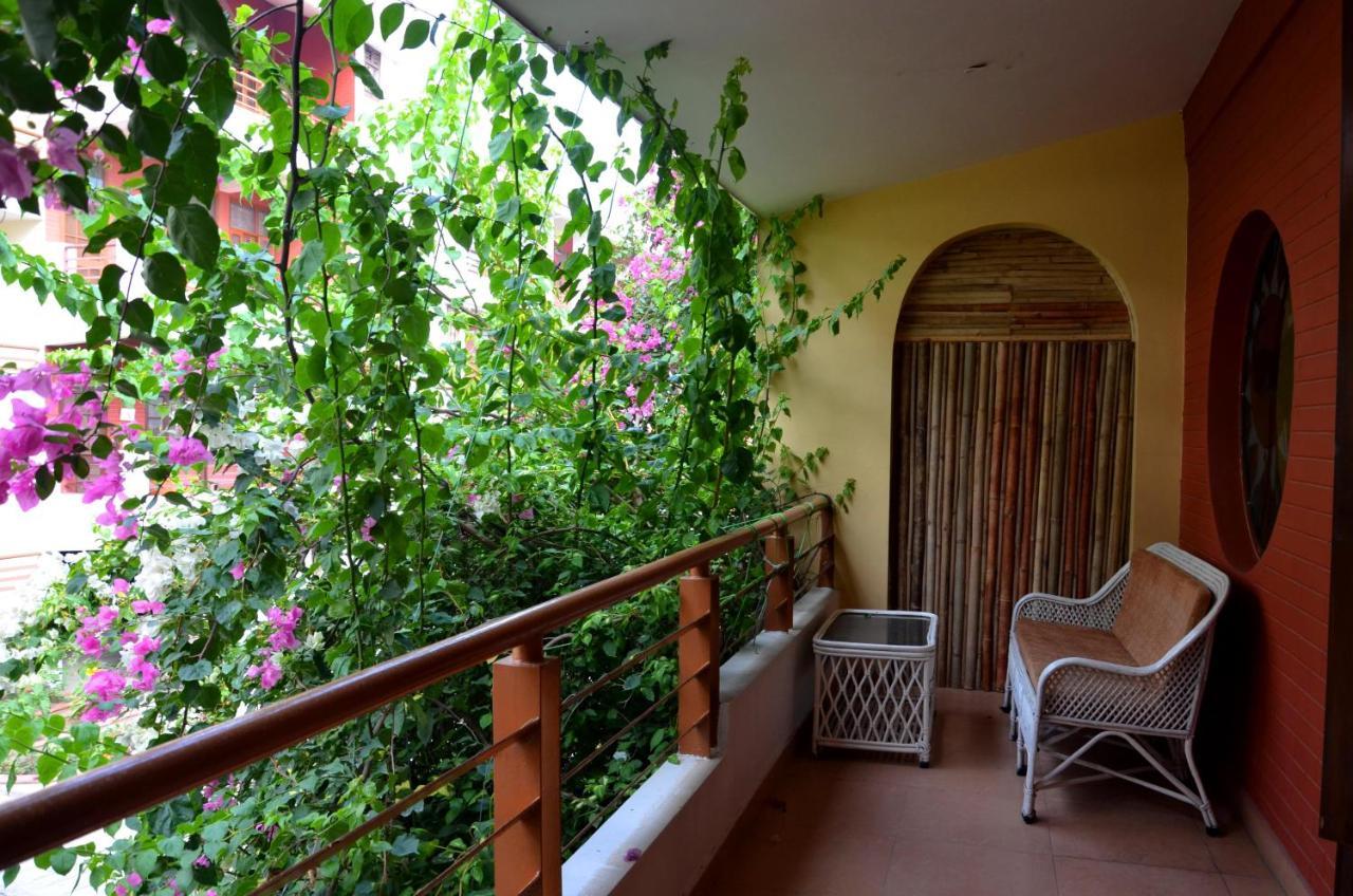Отель Ganga Vatika Ayurveda Bhavan Ришикеш Экстерьер фото