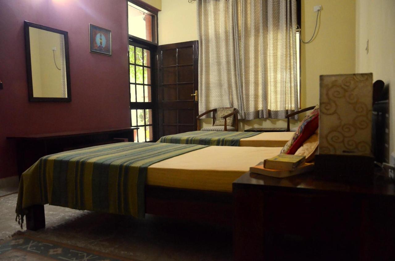 Отель Ganga Vatika Ayurveda Bhavan Ришикеш Экстерьер фото